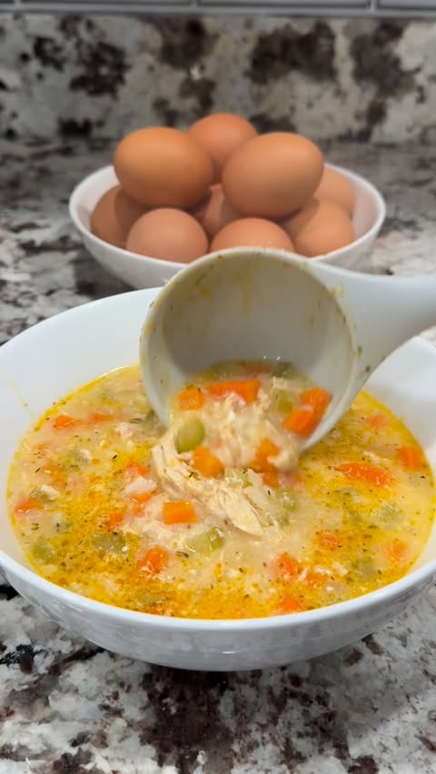 Instagram post by @oh_my_foodness for Incredible Egg. Caption reads: [...] cooking needs. I teamed up with....