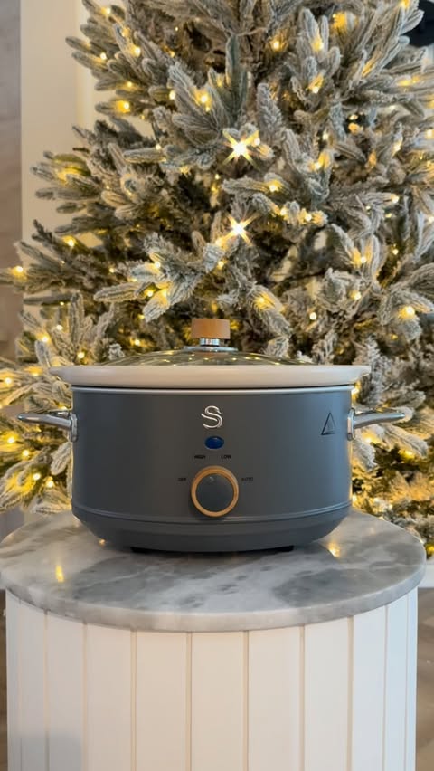 Instagram post by @emilymay_interior for Swan Brand. Caption reads: GIVEAWAY CLOSED ❌ congratulations @cariad1968....