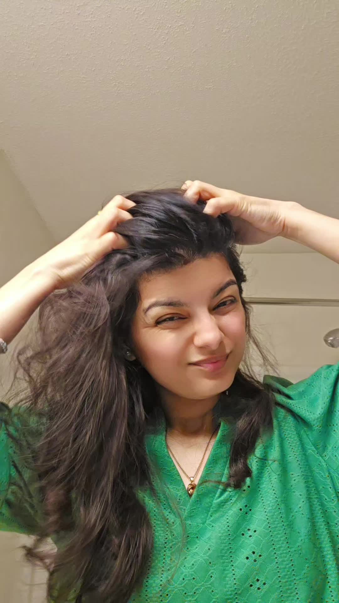 TikTok post by @bhattdeepa822 for BestSelected. Caption reads: [...] Therapeutic Shampoo and Conditioner....