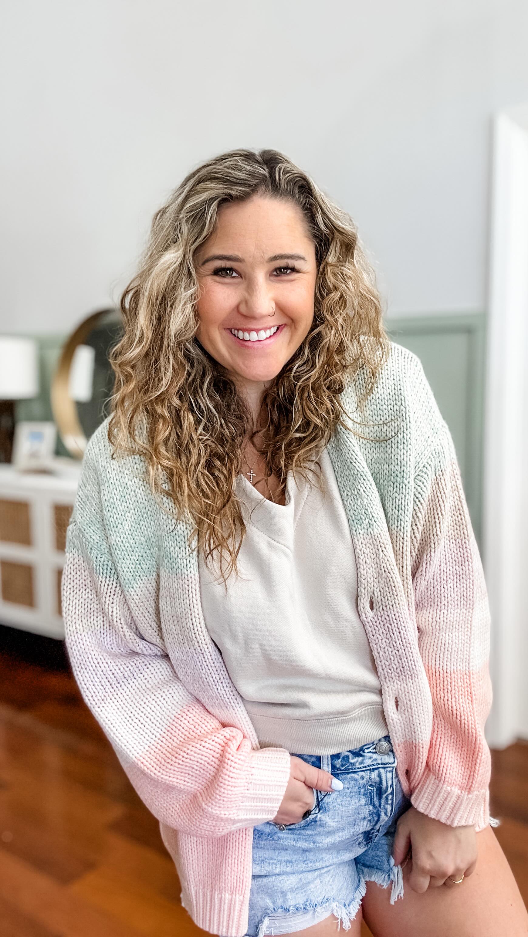 Instagram post by @bridgetjbeck for Wantable. Caption reads: Mom of five, but make it fashion! ✨ Getting my mom....