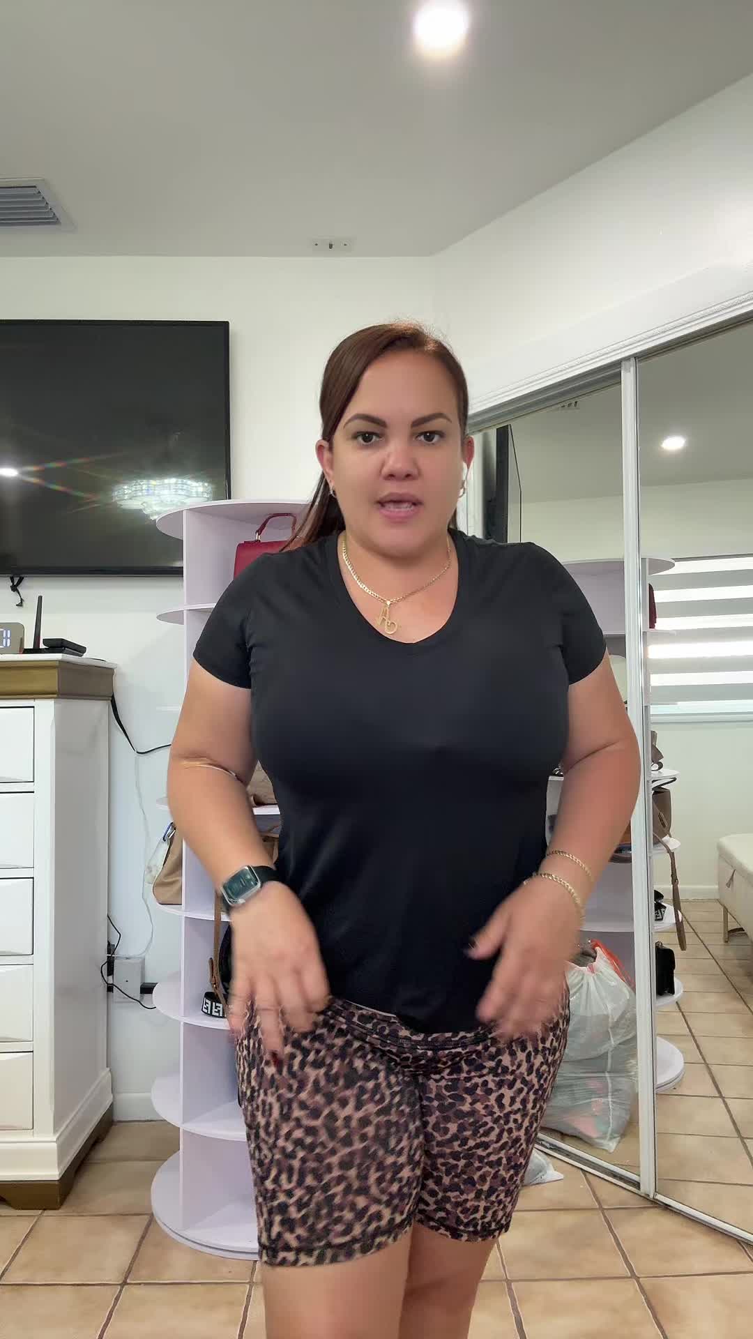 TikTok post by @aaleman0815 for SHAPSHE US. Caption reads: #tiktokshopstockup #tiktokshopmothersday....