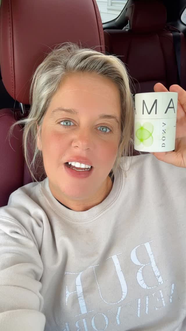 Instagram post by @prosecconpilates for Dona. Caption reads: @drinkdona  #dona #donapartner #tealover.