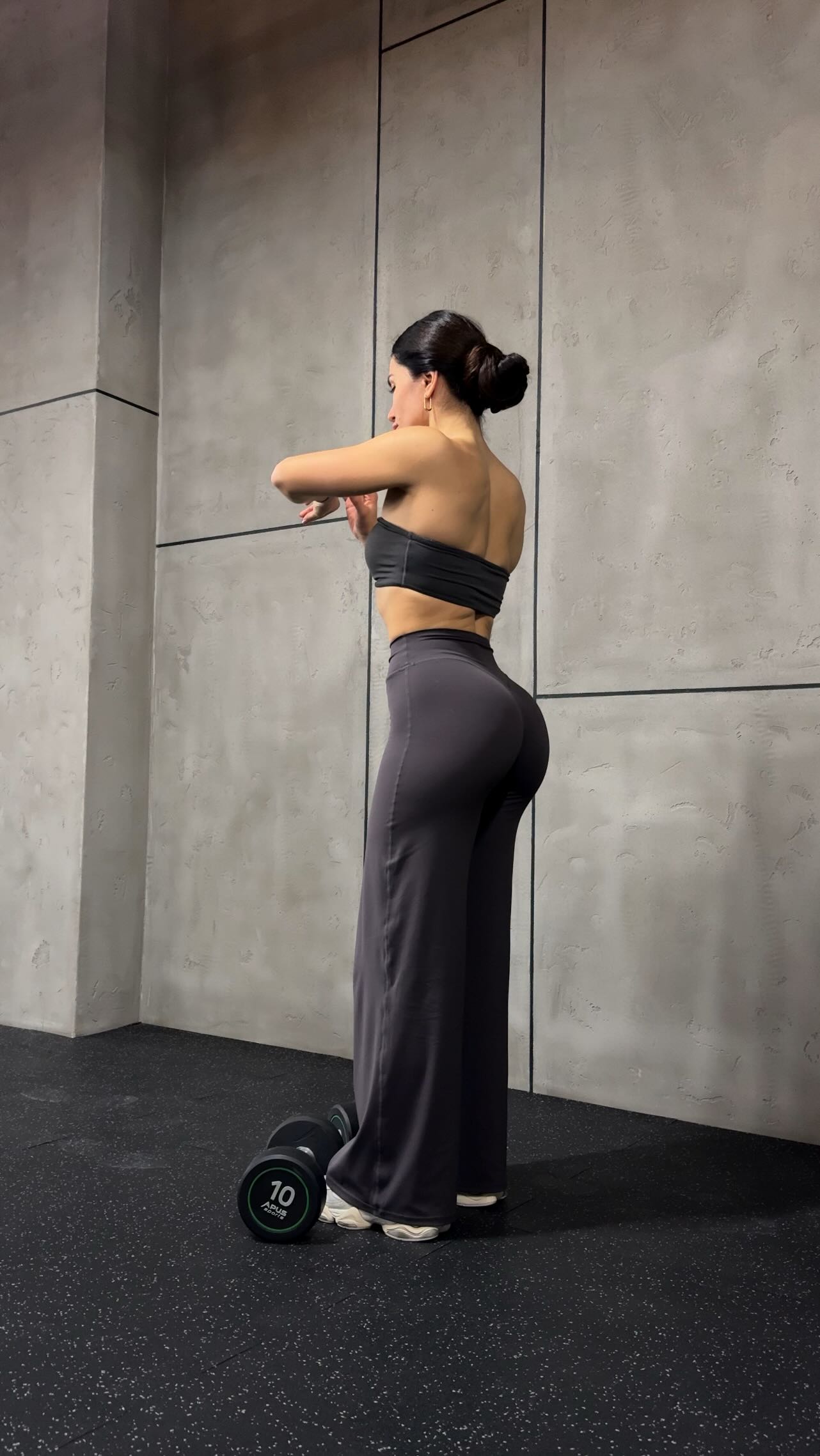 Instagram post by @liubov_peachy for Yeoreo. Caption reads: ✅ Контроль руху 

@yeoreo_official code:liubov15....