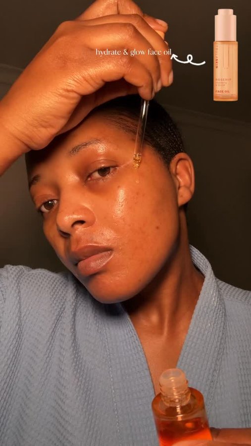 Instagram post by @skinbytendo for Frulabeauty. Caption reads: Let’s do skincare routine using frulabeauty....