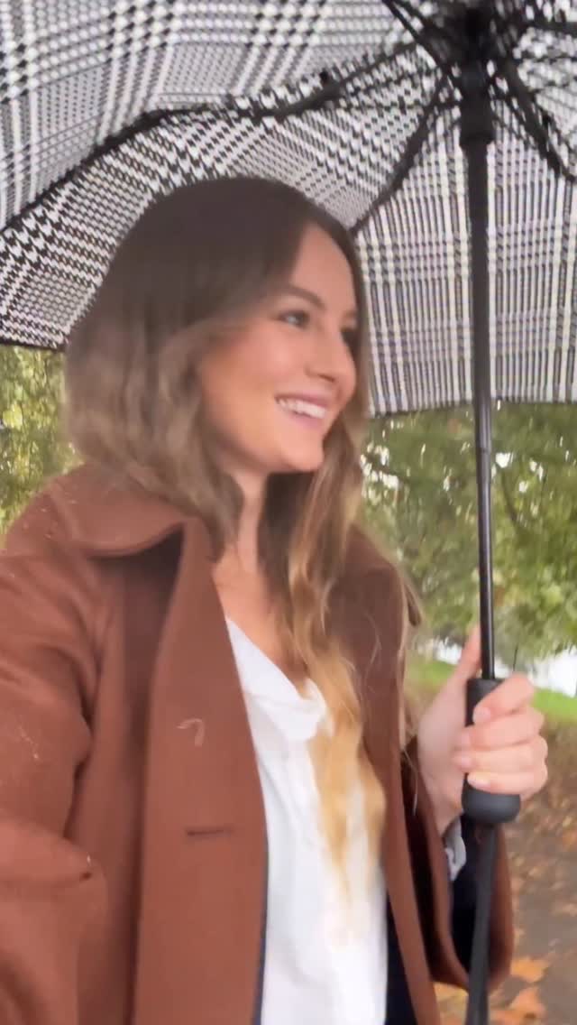 Instagram post by @niomismart for Linjer Jewelry. Caption reads: ad / Your special @linjerco discount code is....