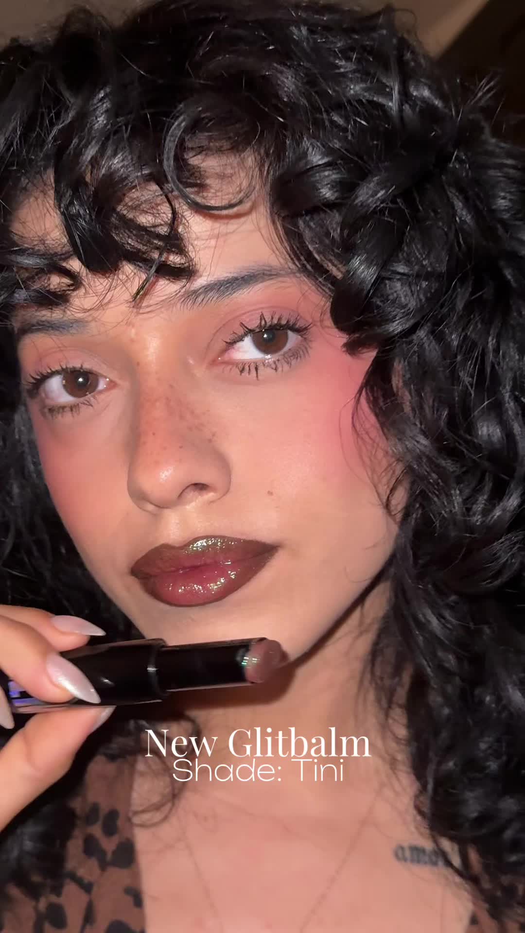 TikTok post by @yadeemua for GETSTONNED. Caption reads: New @GetStonned Shade Tini with a brown lip liner.