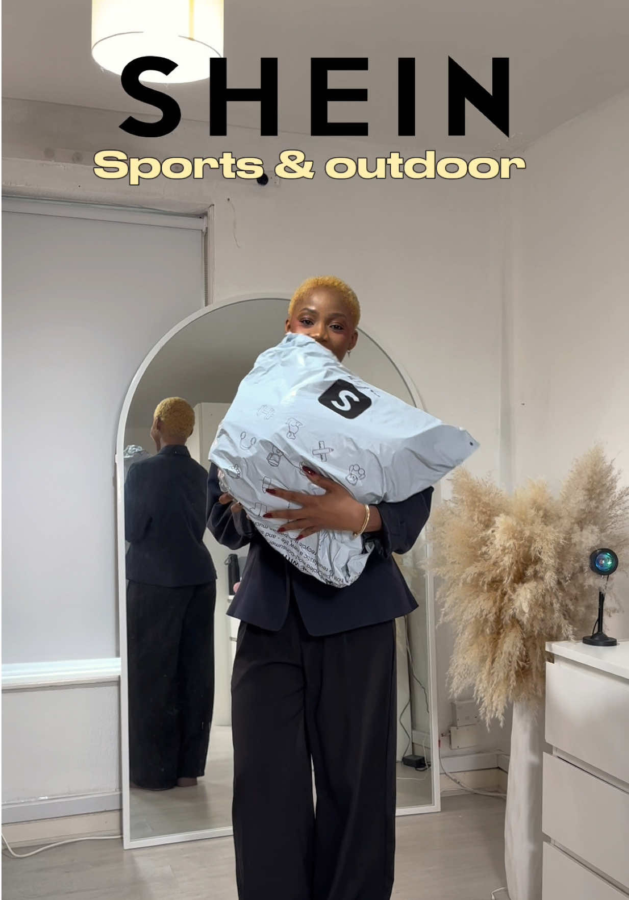 TikTok post by @miss.meaux for SHEIN Sports. Caption reads: [...] @SHEIN @SHEIN UK #SHEINtrends #SHEINsports.