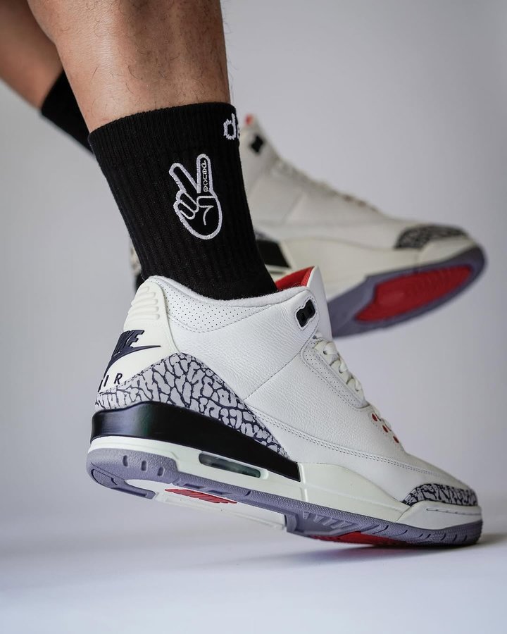 Instagram post by @shoezen.one for Deuce Brand. Caption reads: You know what’s cool about @deucebrand, apart from....