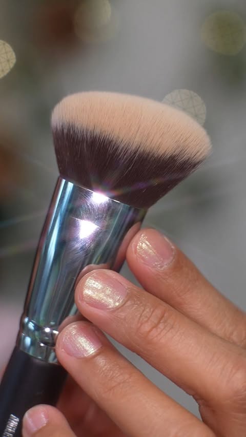 Instagram post by @willworkformascara for Stack Influence. Caption reads: [...] only 🤎Gifted by @beautyjunkees....