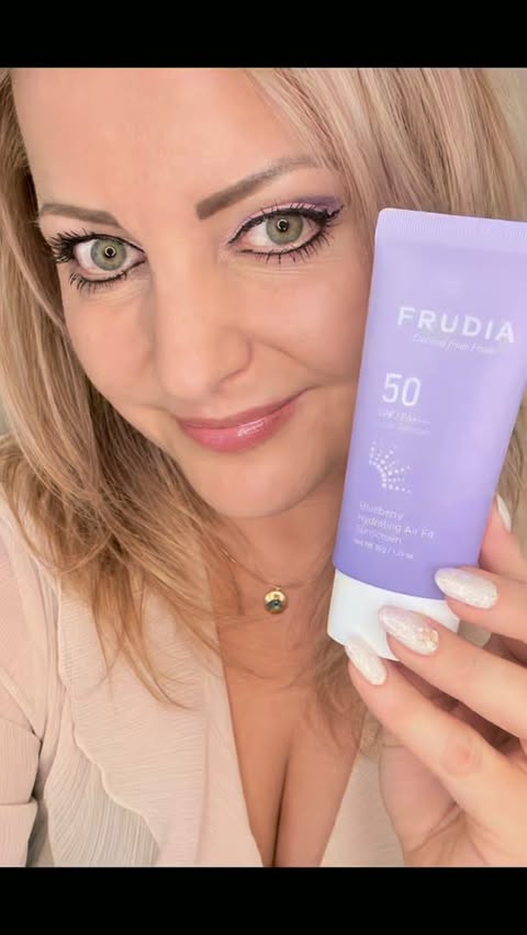 Instagram post by @alcariss for Frudia. Caption reads: Gifted by @yesstyle & @frudia.official 💜 A little....