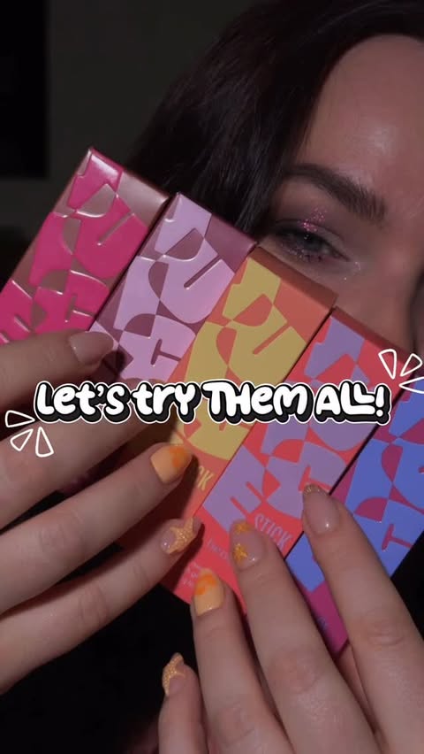 Instagram post by @yuliya_beautycaster for Benefit Club Pink US. Caption reads: [...] @benefitcosmetics 🤩 Gifted by....