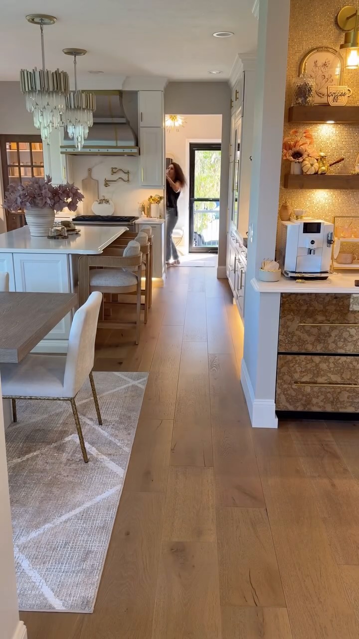 Instagram post by @farahjmerhi for SimpliSafe. Caption reads: There is something about knowing your home is....