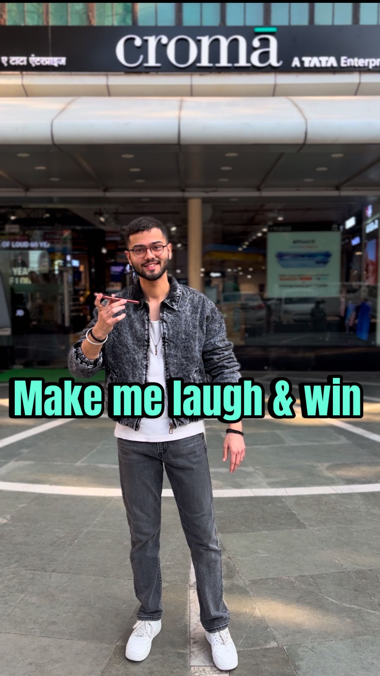 Instagram post by @shakkarma for Croma. Caption reads: Aur kisiko gifts chahiye?

Shop at croma.com or....
