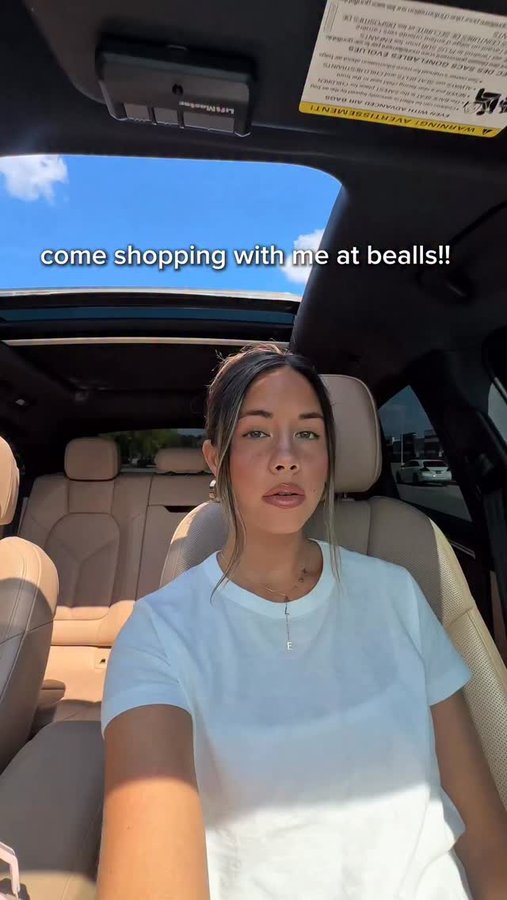 Instagram post by an influencer for bealls. Caption reads: [...] wardrobe with new pieces from @beallsstores....