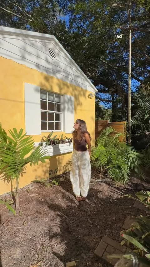 Instagram post by @daniklaric for BEHR Paint. Caption reads: [...] #ad creating faux limewash with @behrpaint....