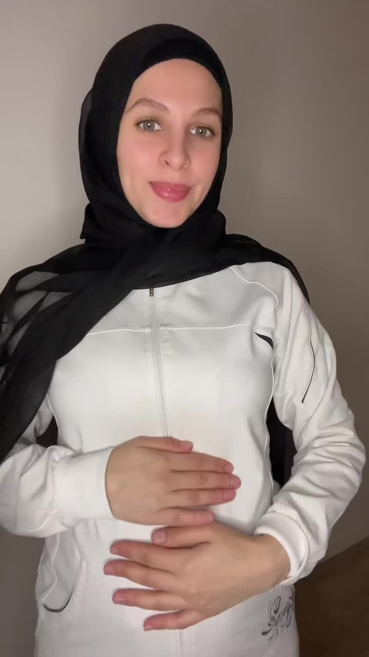 TikTok post by @fatimaghosson for Twistshake. Caption reads: Counting down the days to meet my little one✨♥️....