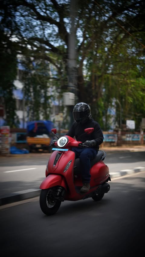 Instagram post by @klrider_in for Chetak. Caption reads: [...] it might be time to bring home a new Chetak.....