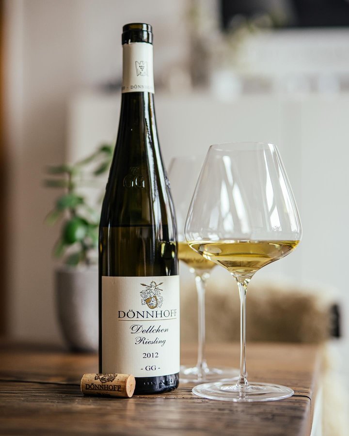 Instagram post by @heroesofriesling for WineEnthusiast. Caption reads: The 2012 GGs of #weingutdönnhoff are such a blast....