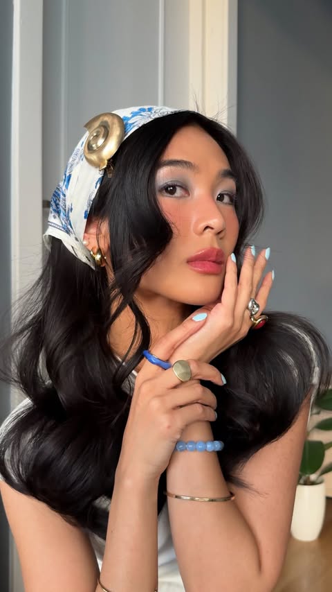 Instagram post by @k.chh for H&M Beauty. Caption reads: [...] excitement for the release using all H&M....