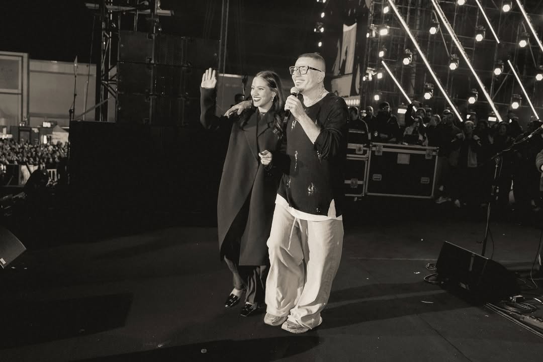 Instagram post by @amrdiab for Orange. Caption reads: #Khatfoony ❤️.