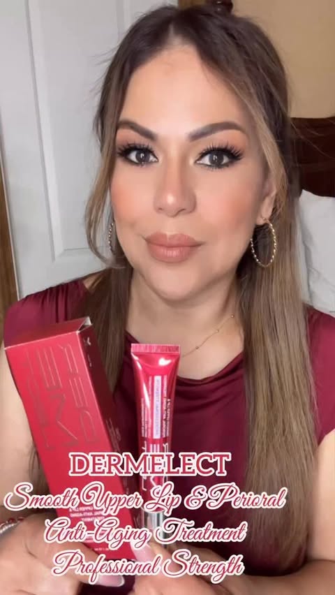 Instagram post by @claudia_o_r_18 for Dermelect. Caption reads: ꧁ 𝕊𝕞𝕠𝕠𝕥𝕙 𝕌𝕡𝕡𝕖𝕣 𝕃𝕚𝕡 & ℙ𝕖𝕣𝕚𝕠𝕣𝕒𝕝....