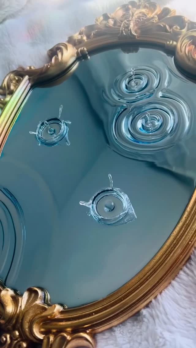 Instagram post by @polina_artprojects for Craft Resin. Caption reads: Finished my biggest resin piece so far using....