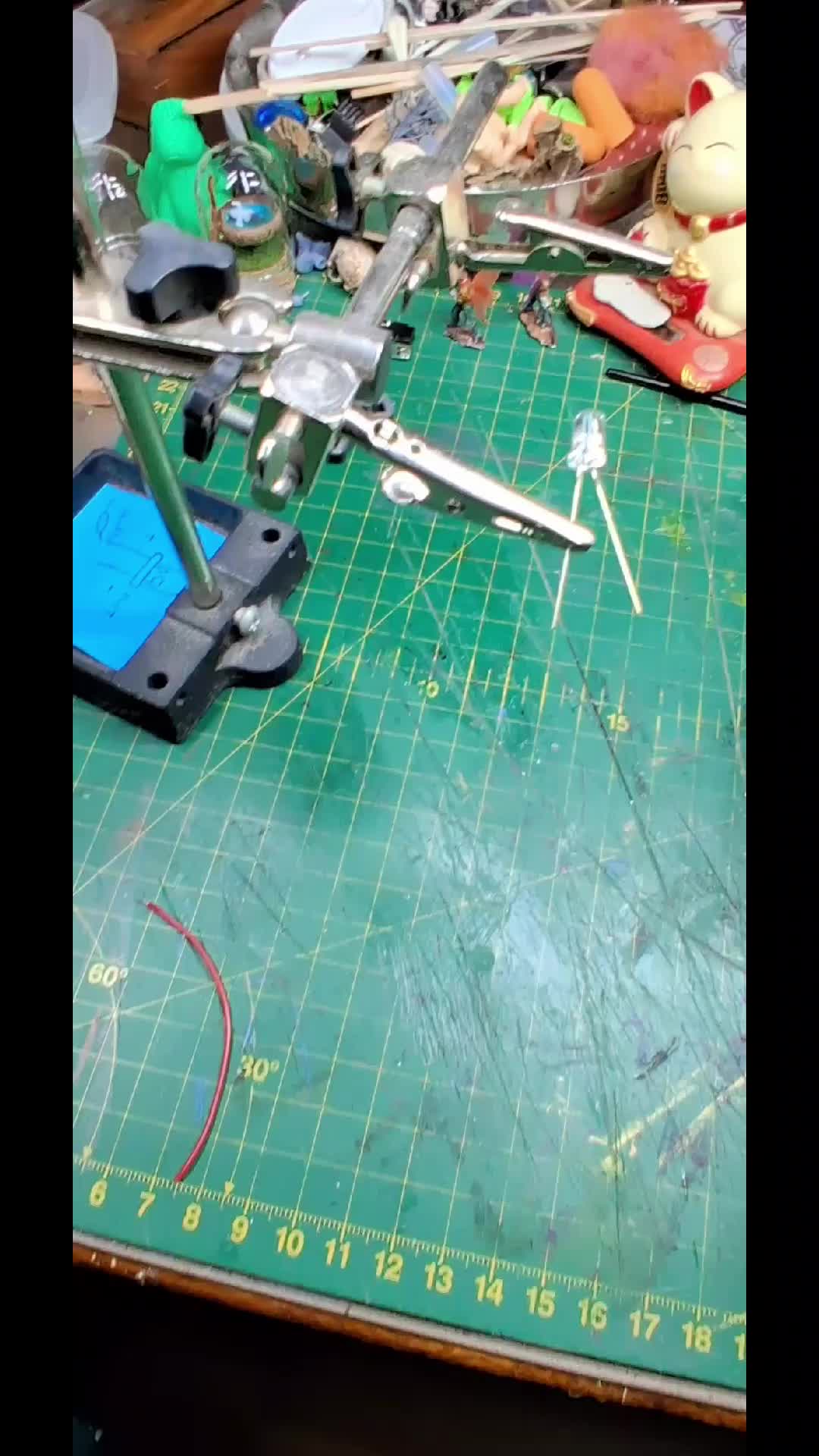 TikTok post by @tigerrye_tickery_factory for Fanttik. Caption reads: soldering made easy #soldering #electronics....