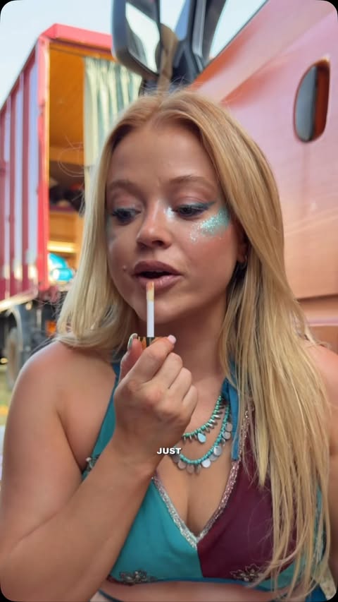 Instagram post by @festivalstyled for Barry M Cosmetics. Caption reads: [...] day 1 of the festival using only....