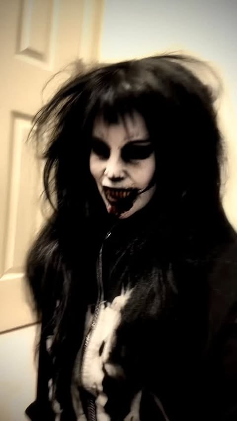 Instagram post by @dollface.sfx for Mehron Makeup. Caption reads: sweetie sweetie marry me!

Products....