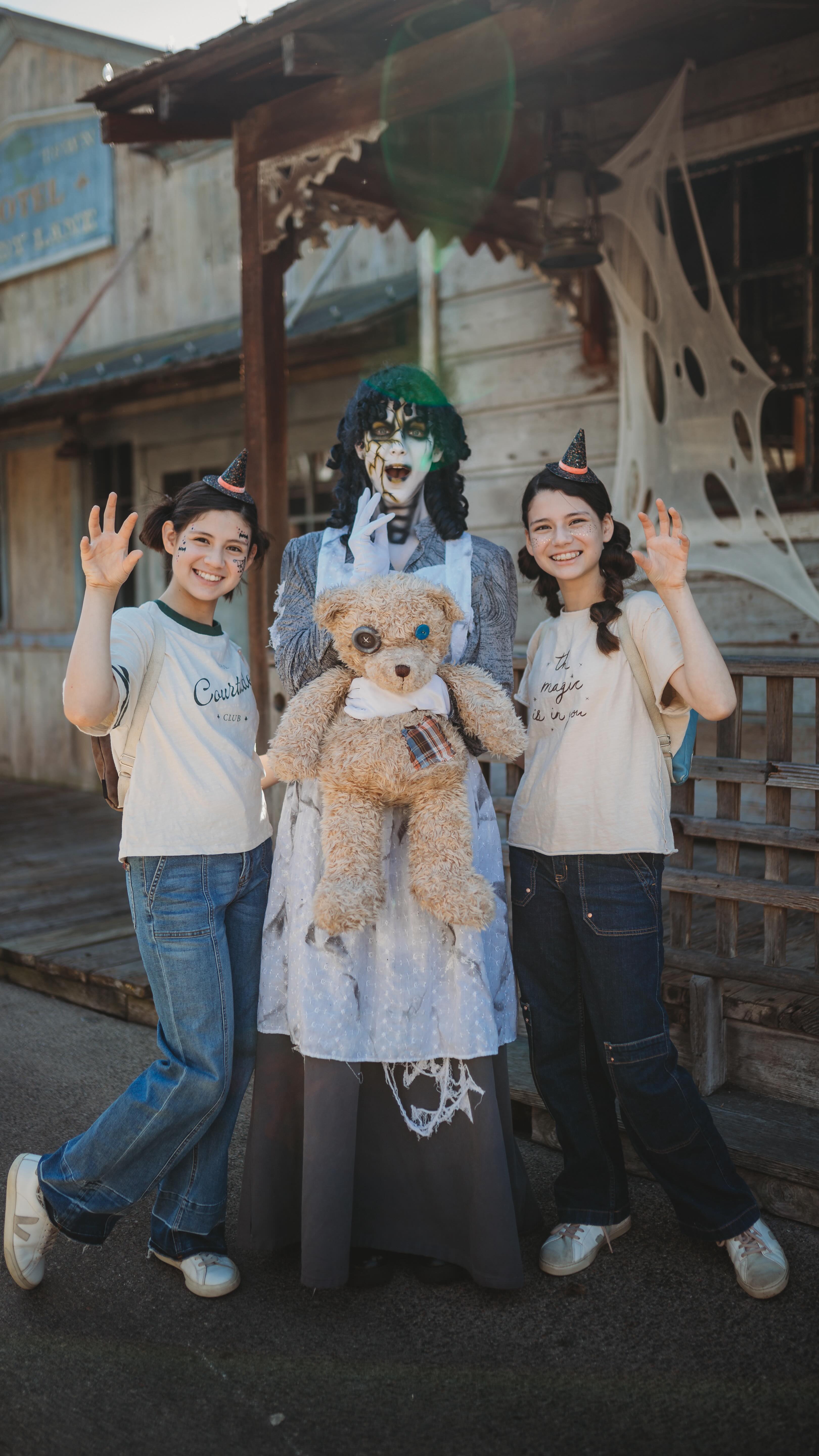 Instagram post by @homeschoolingmoonchildren for Visit Anaheim. Caption reads: Parents, raise your hand if you’ve ever handed the....