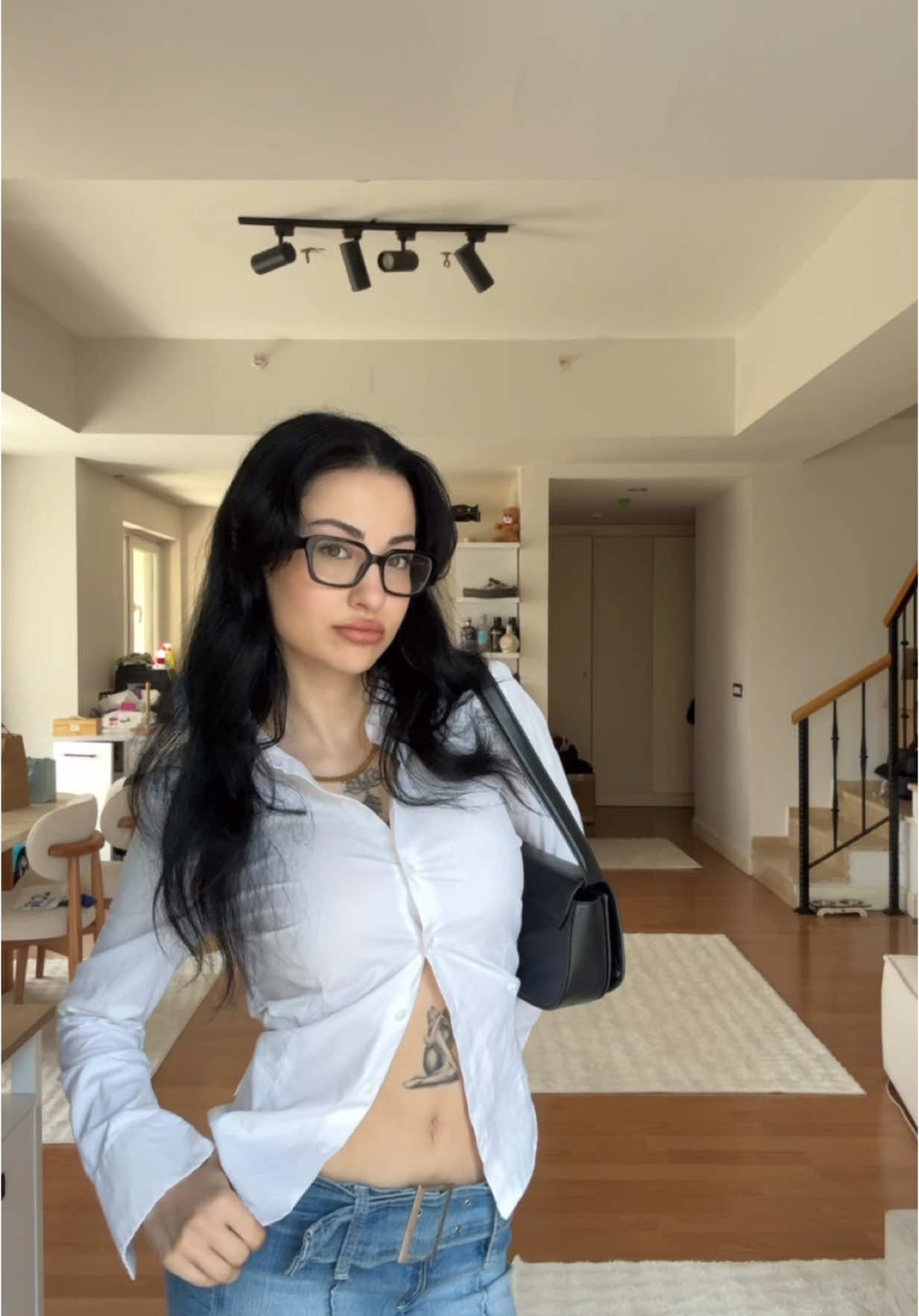 TikTok post by @busekorkmaz for Forever21. Caption reads: Kalkın geziyoruz 🥲🤪 . @Kiehl's Since 1851....