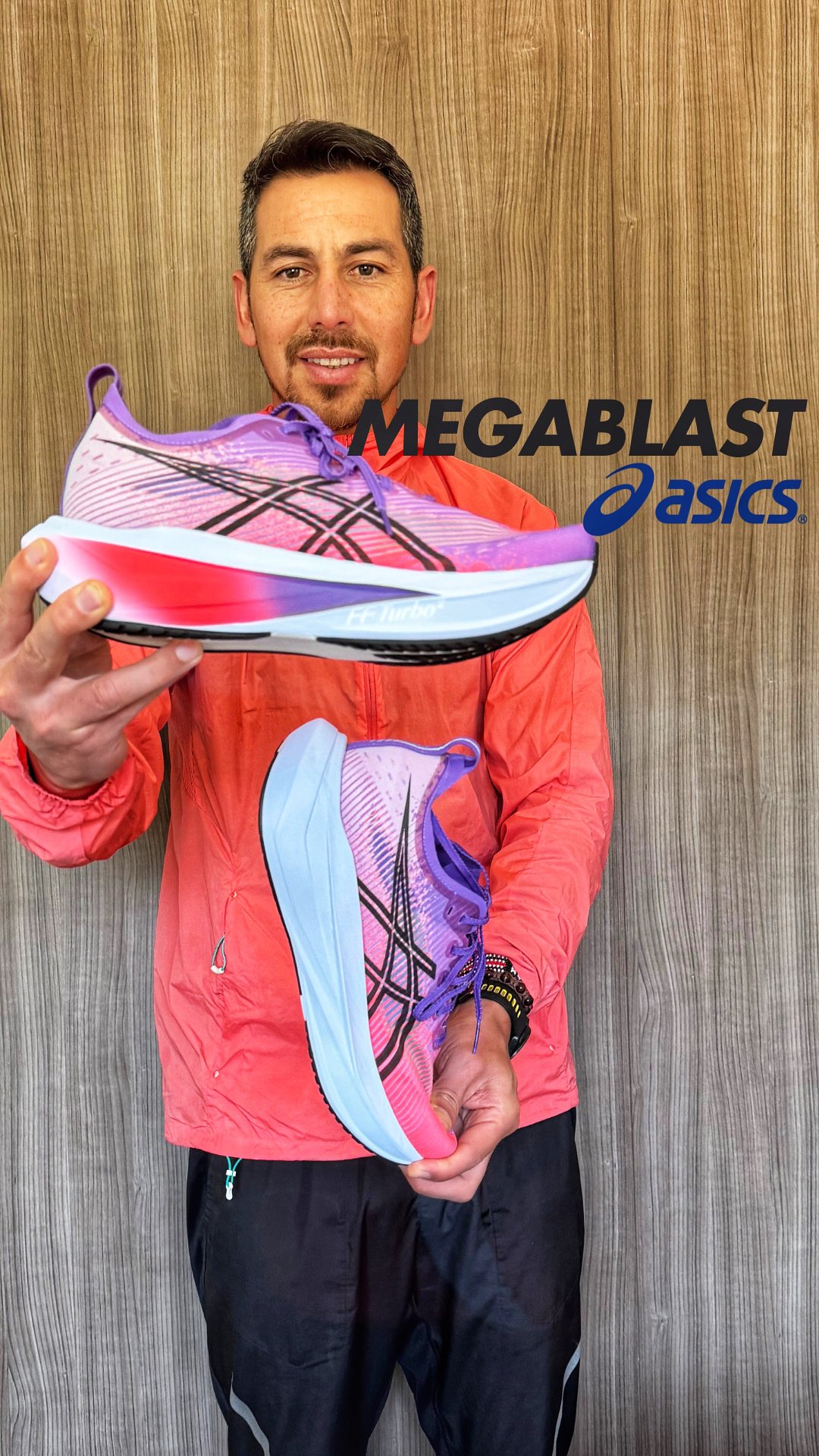 Instagram post by @gutikine for Asics. Caption reads: Hoy les presento la #Megablast de @asicschile....