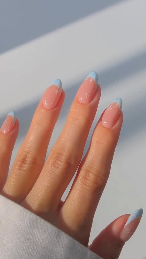 Instagram post by @basecoatstories for Zalando. Caption reads: day 3 of 24 christmas nails ♥️🎄✨

created for....