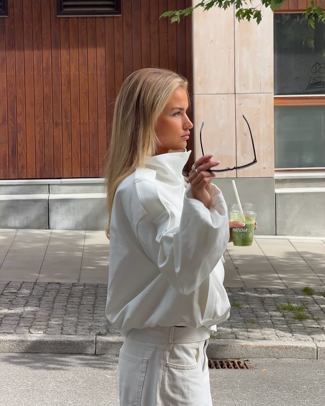 Instagram post by @emmawinterhagen for Gina Tricot. Caption reads: Advertisement @ginatricot | Code WINTERHAGEN15 for....