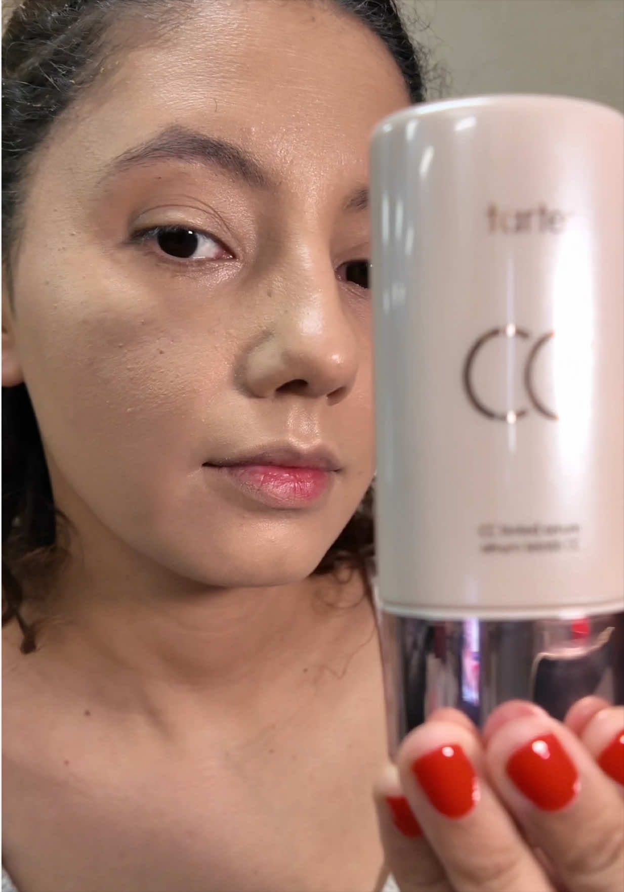 TikTok post by @isabelillingworth for Evian Facial Spray USA. Caption reads: #creatorsearchinsights ✨ GRWM to start my day ☁️💄....
