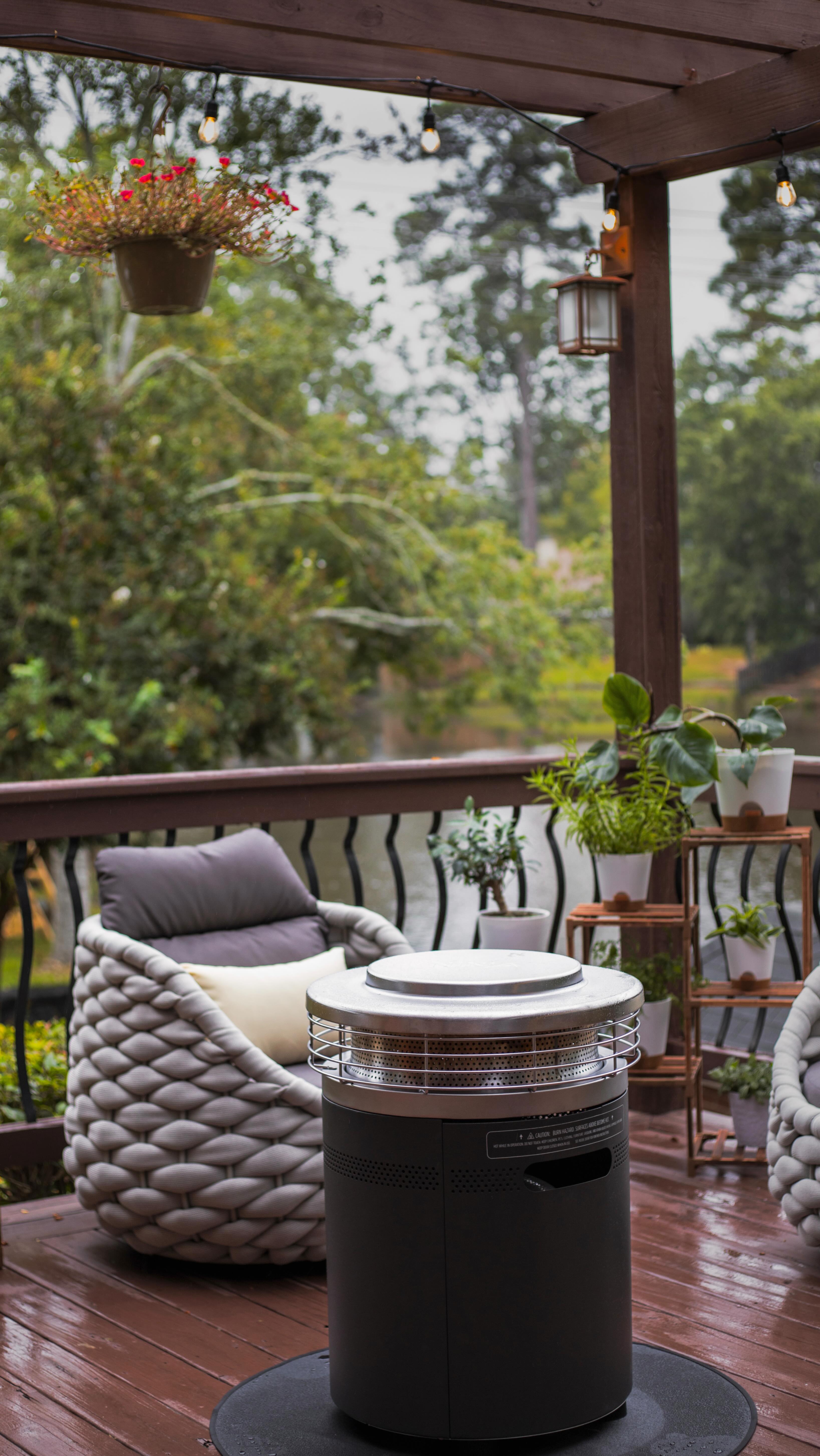 Instagram post by @withsparkle_ for Homary. Caption reads: 𝐈 𝐰𝐚𝐬 𝐟𝐢𝐧𝐚𝐥𝐥𝐲 𝐚𝐛𝐥𝐞 𝐭𝐨 𝐬𝐞𝐭 𝐮𝐩....