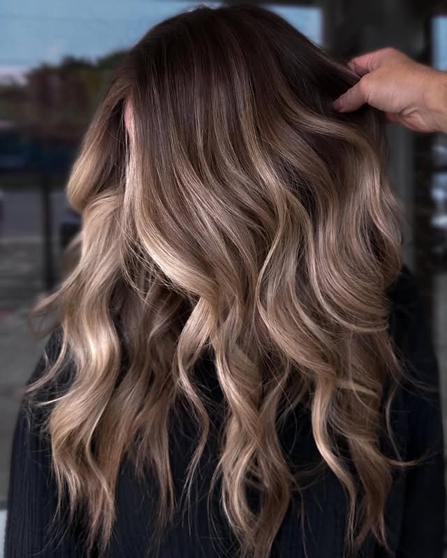 Instagram post by @live_love_dohair for Joico. Caption reads: [...] you can see that less truly is more…....