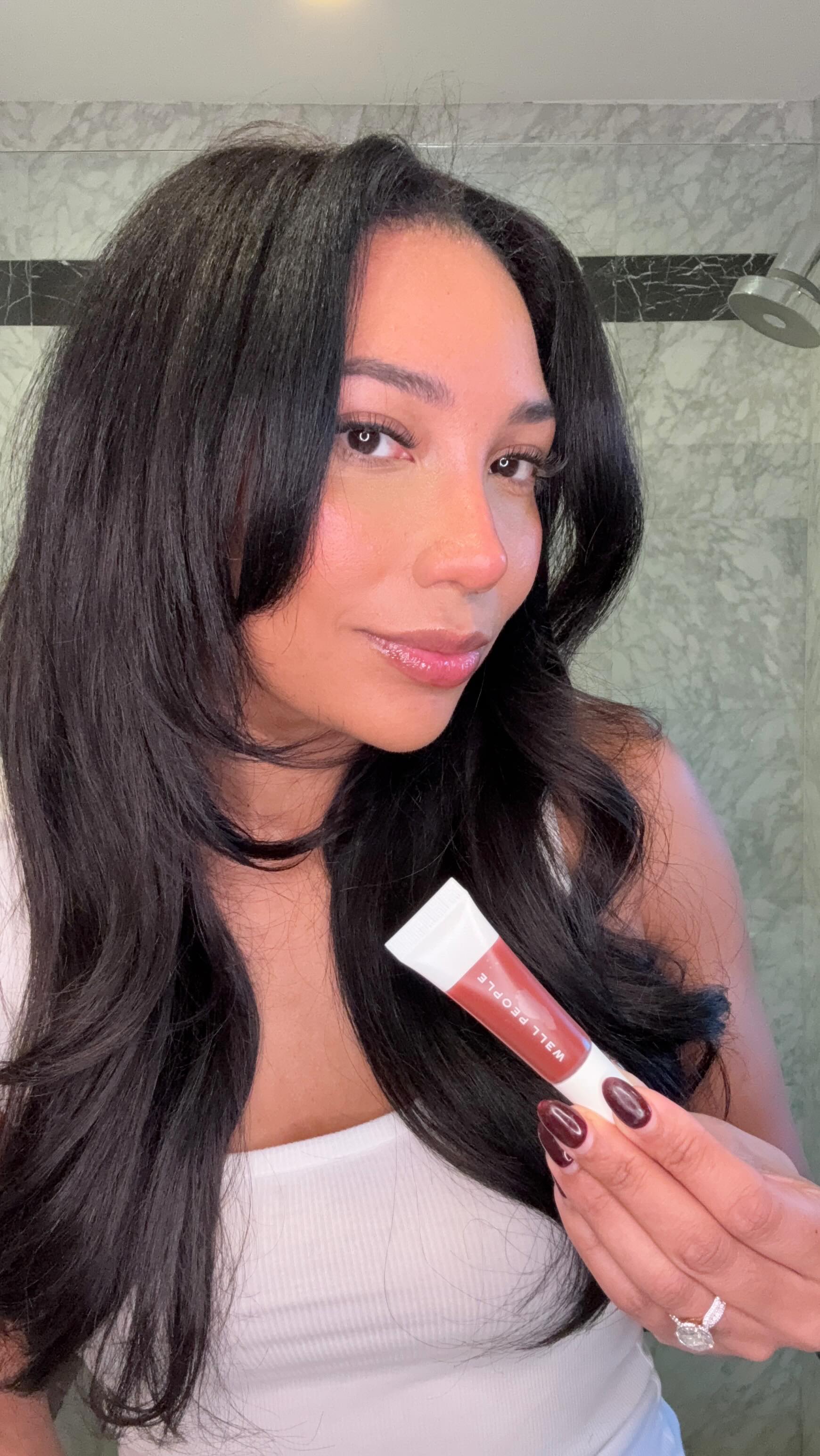 Instagram post by @heygorjess for Well People. Caption reads: I’ve been loving @wellpeople’s new Poutlove....