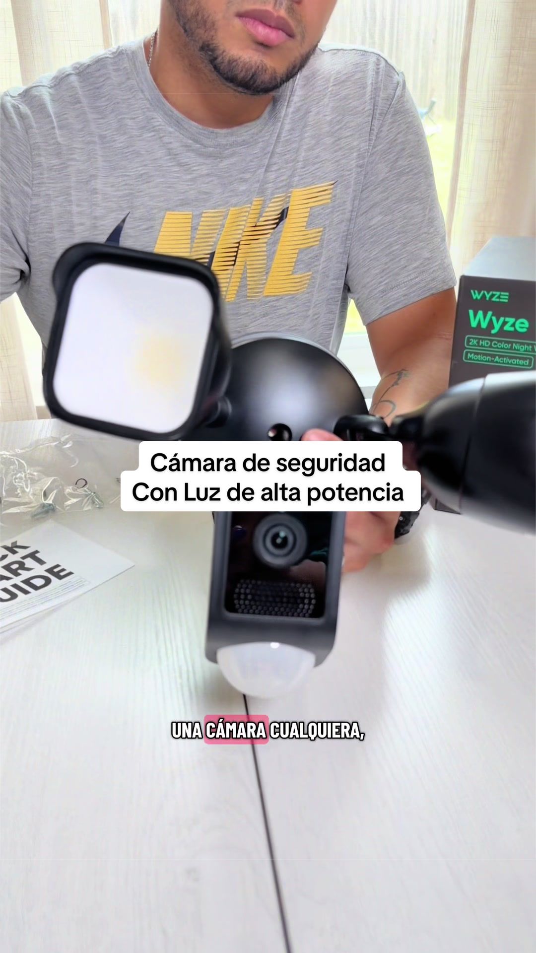 TikTok post by @karla.living4 for Wyze. Caption reads: [...] de seguridad con luces de alta potencia.....