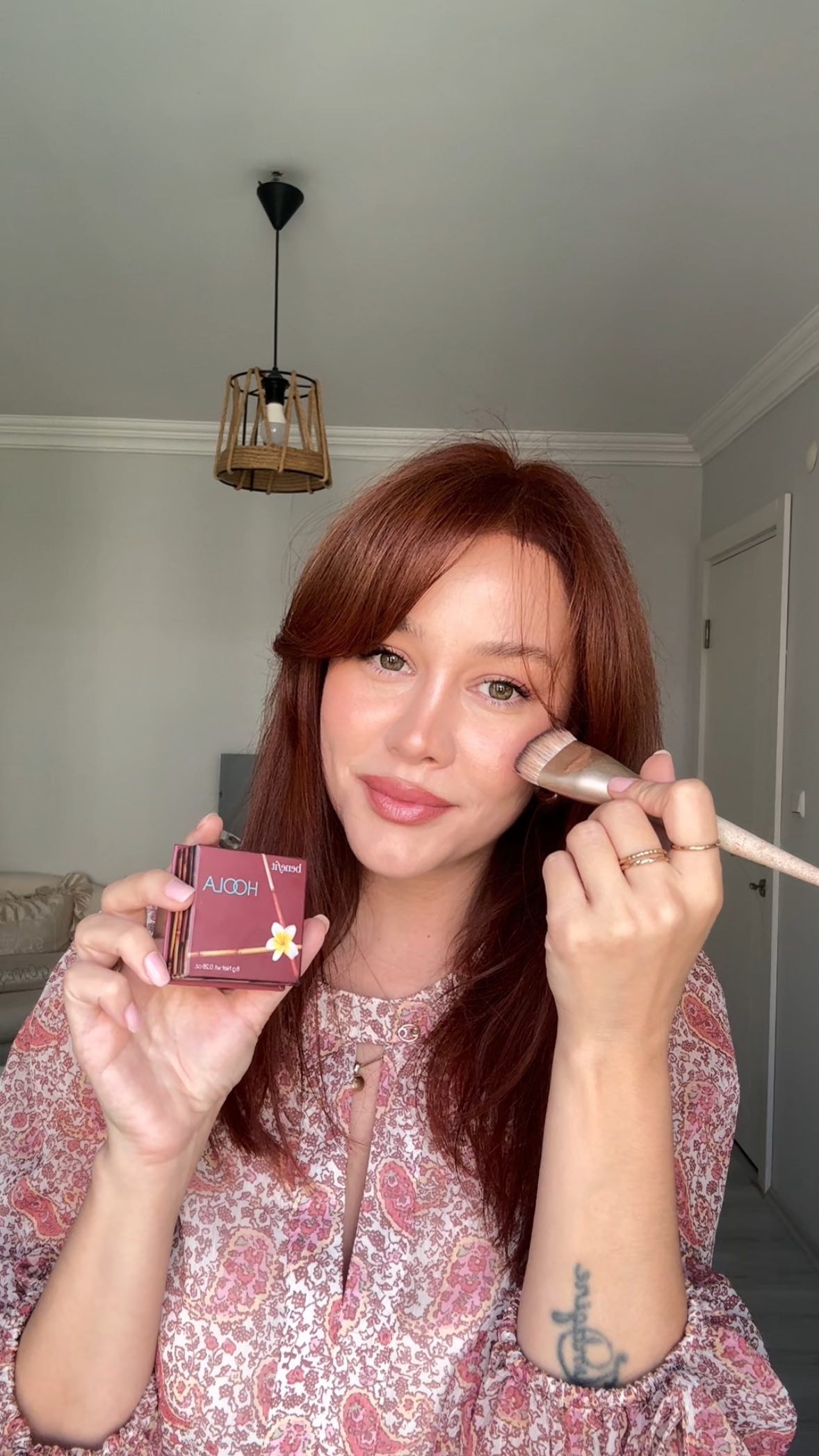 Instagram post by @elifkatze for KIKO Milano. Caption reads: Grwm 🌸

Kullandığım ürünler 
Aydınlatıcı baz....