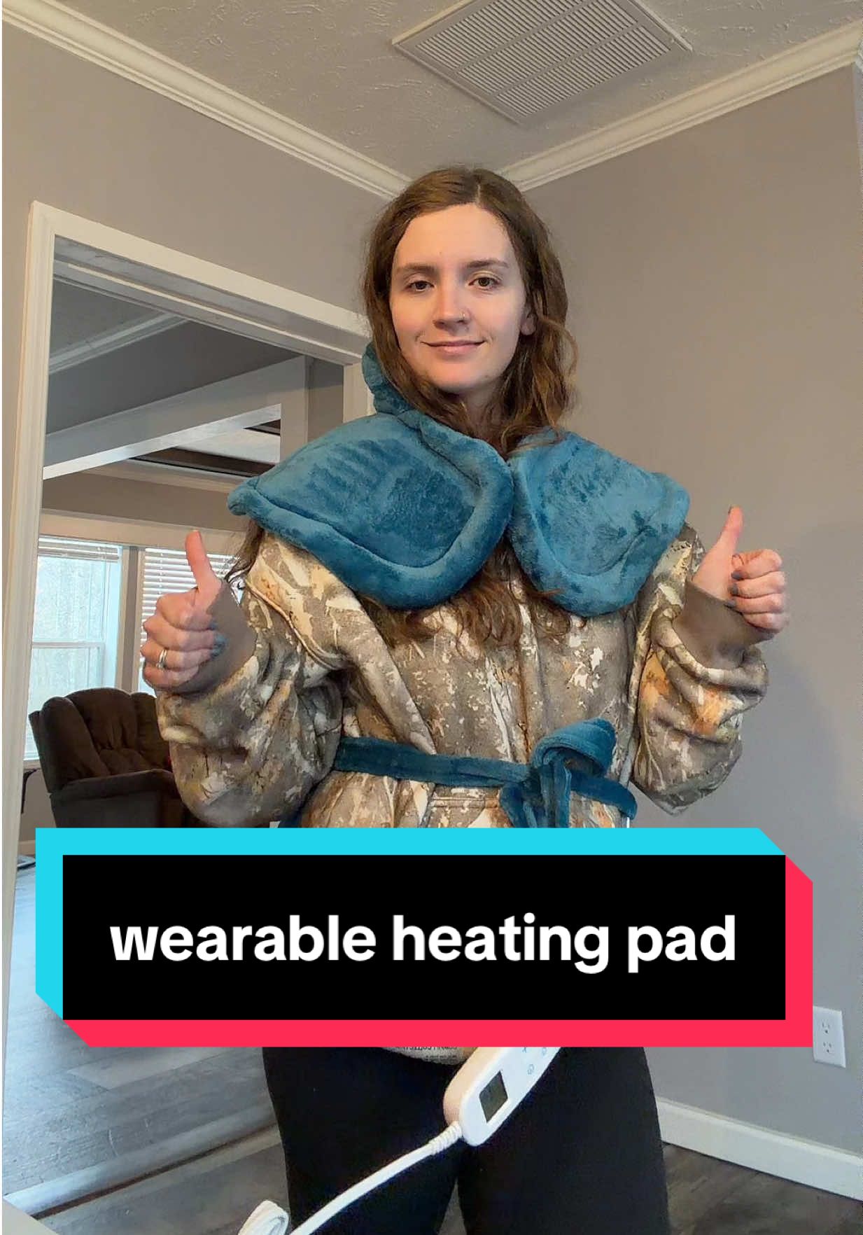 TikTok post by @sammytoejammy for RENPHO. Caption reads: [...] up in under 10 seconds. I am obsessed!!....