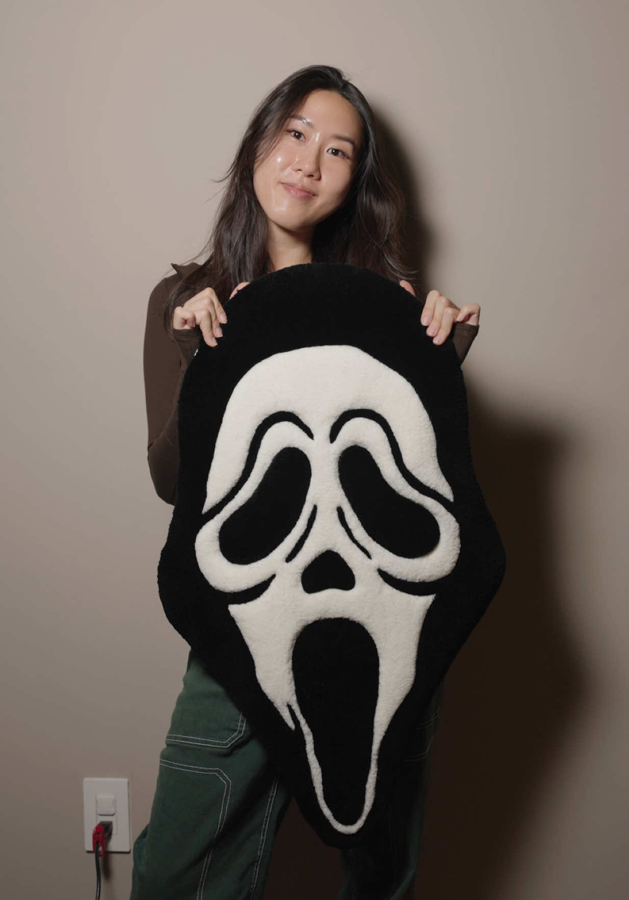 TikTok post by @simjiofficial for Scream Movies. Caption reads: Ready for my Scream marathon! Now streaming on....