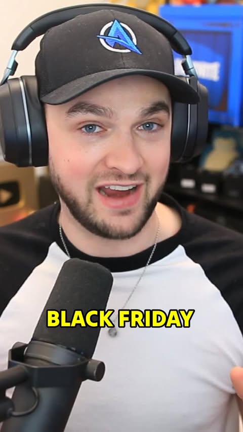 Instagram post by @alia for Turtle Beach. Caption reads: You can save on some of the best gaming gear....