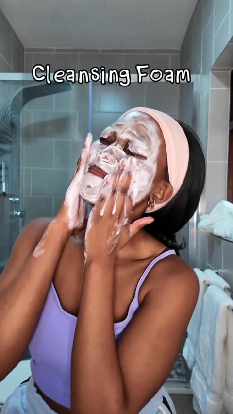 Instagram post by @zayaan4 for NIVEA South Africa. Caption reads: [...] my glow going all season long 💙....