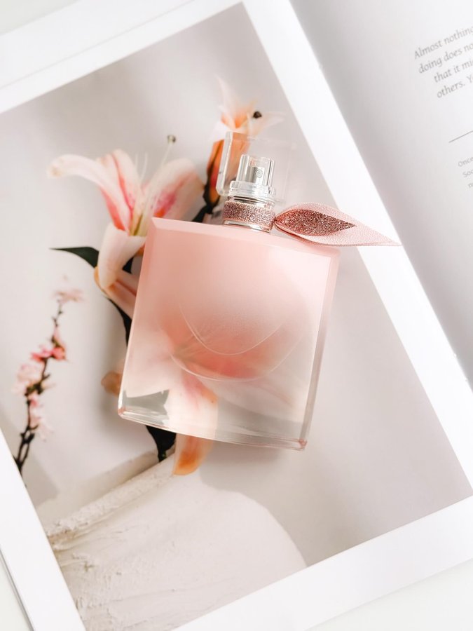 Instagram post by @elayiik for The Perfume Shop. Caption reads: La Vie Est Belle Vanille Nude✨

The soft spoken....