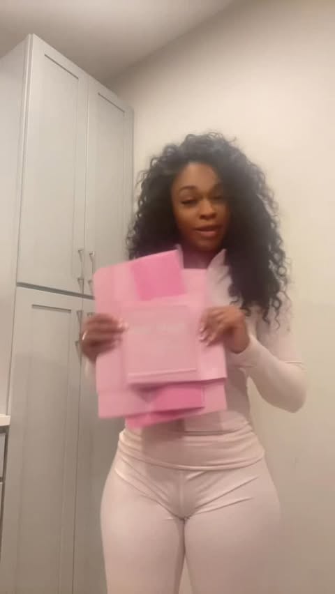 Instagram post by @lexilexthadoll_ for Sculpt Touch. Caption reads: One of the best waist trainers....