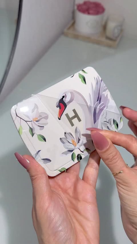 Instagram post by @anniiearif for Hourglass Cosmetics. Caption reads: Get upto 40% off, Stack your savings on....