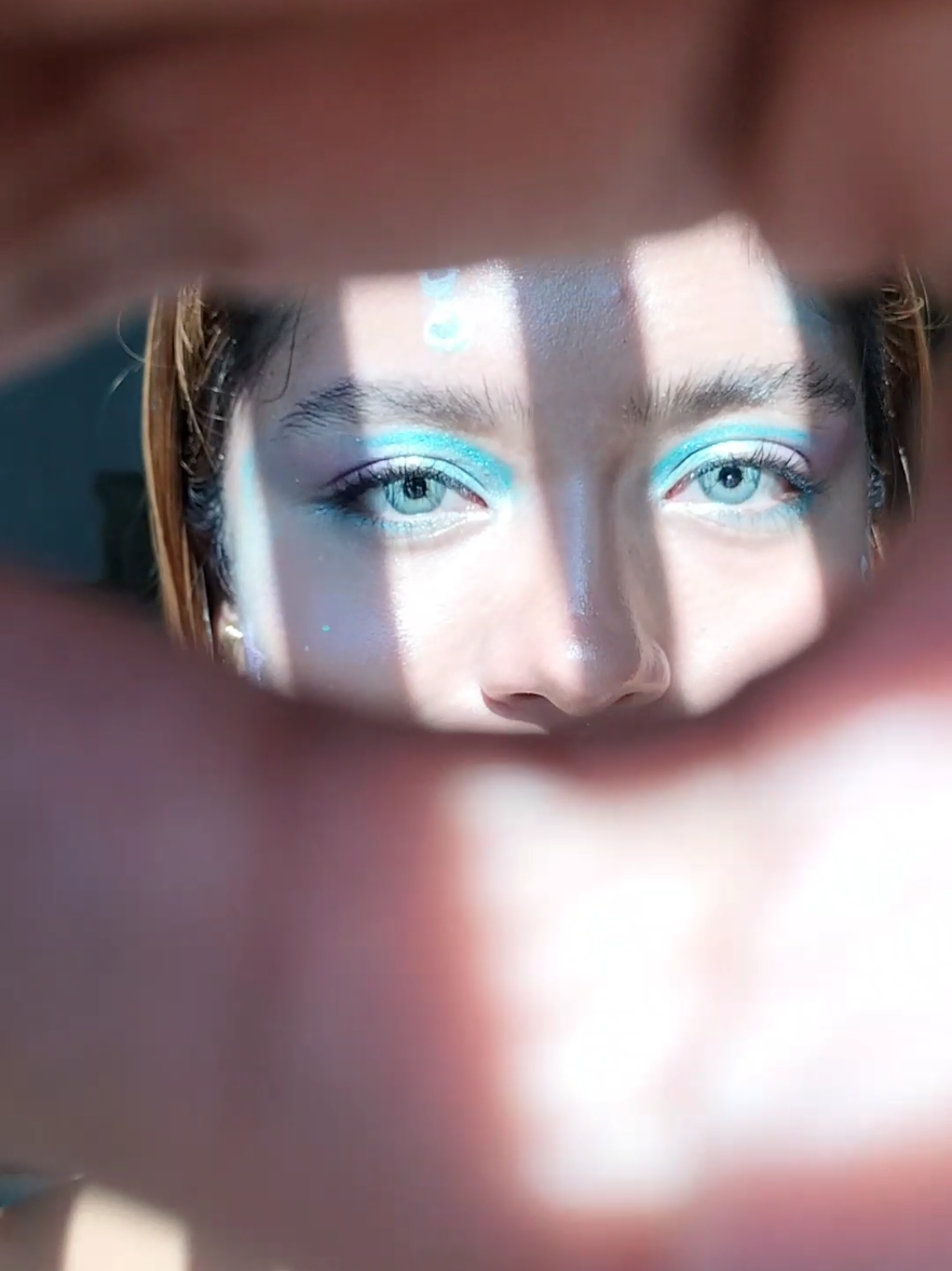 TikTok post by @jenn__vibes for Beaueye. Caption reads: blue eyes 🩵✨  pupilentes de @BEAUEYE Colored....