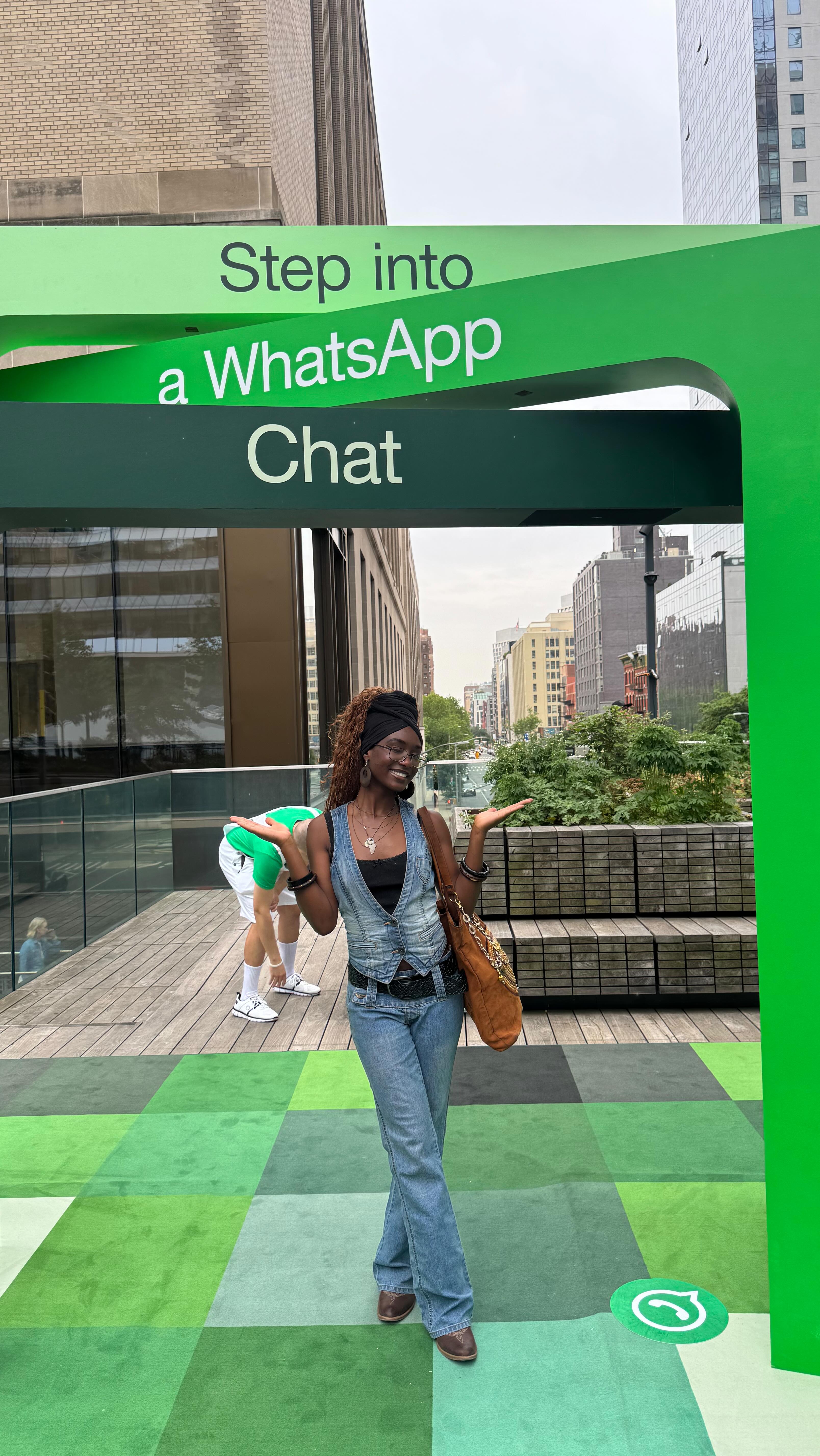 Instagram post by @ava.tocloo for WhatsApp. Caption reads: Personal messages are protected with @whatsapp....