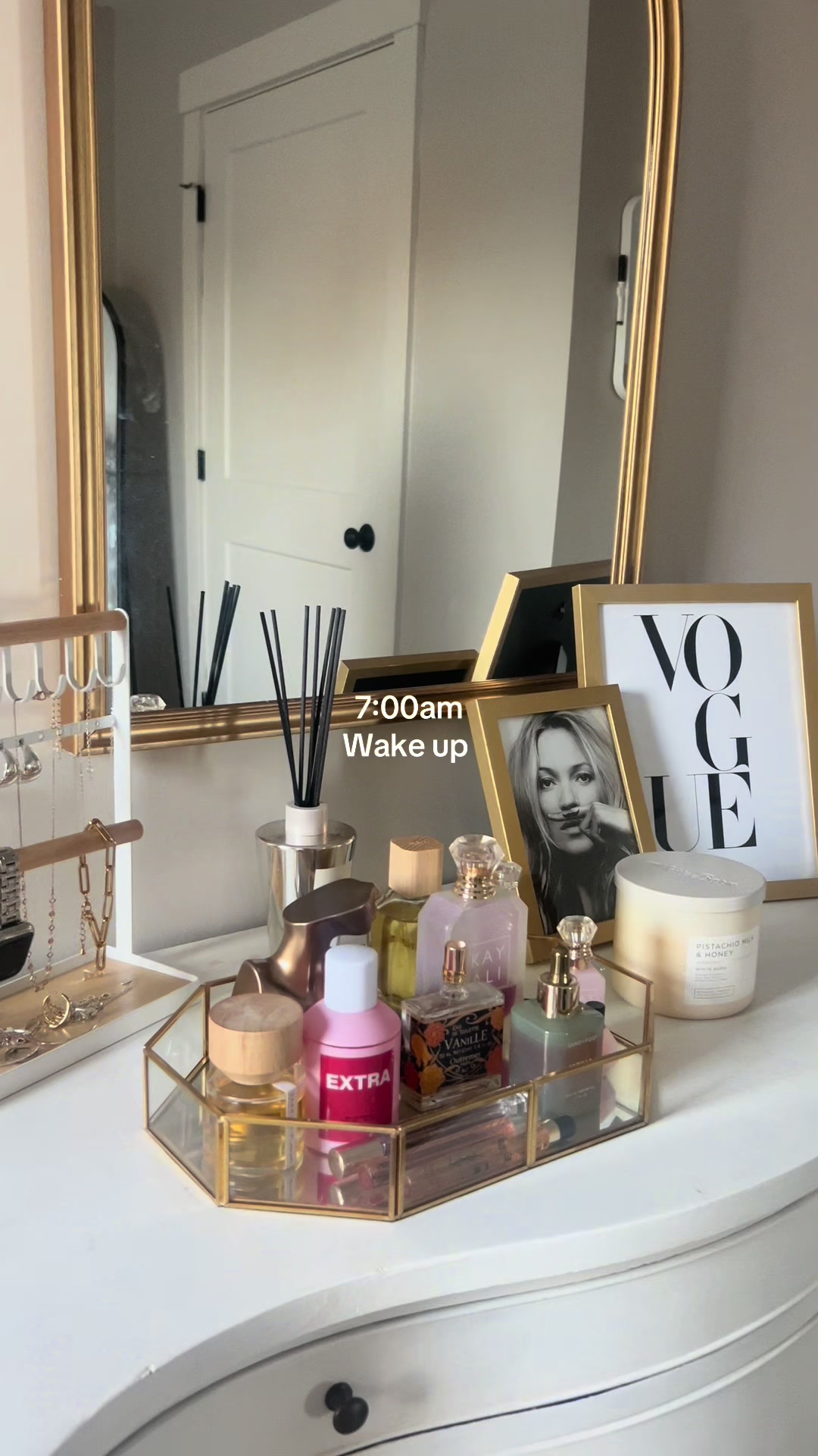 TikTok post by @mia.taylor8 for Hippeas. Caption reads: 😊Morning in my life with @HIPPEAS Snacks....